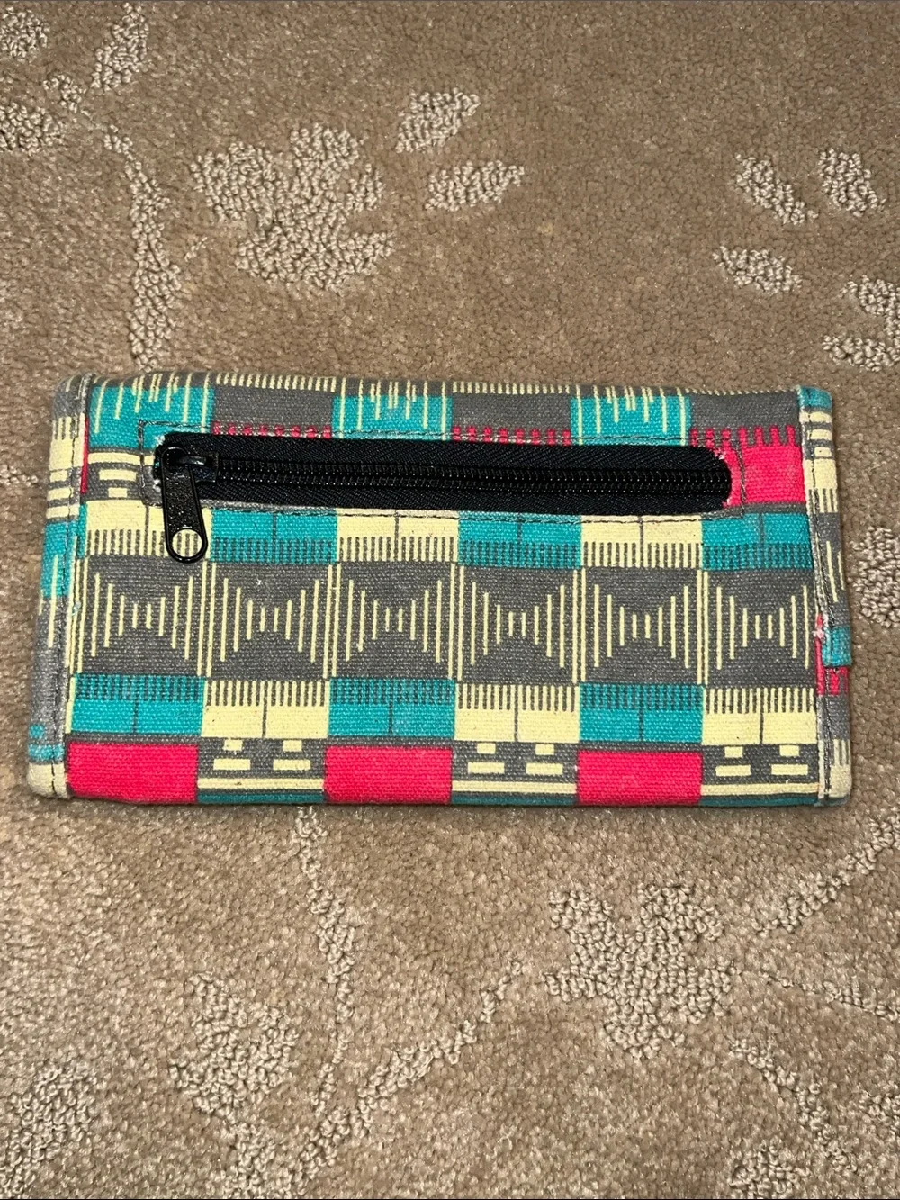 Kavu Tri Fold Wallet